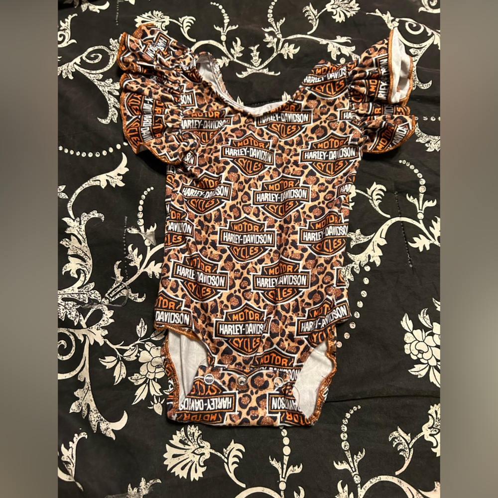 Harley Davidson, leopard print onesie with ruffle sleeves, baby girl 12 months